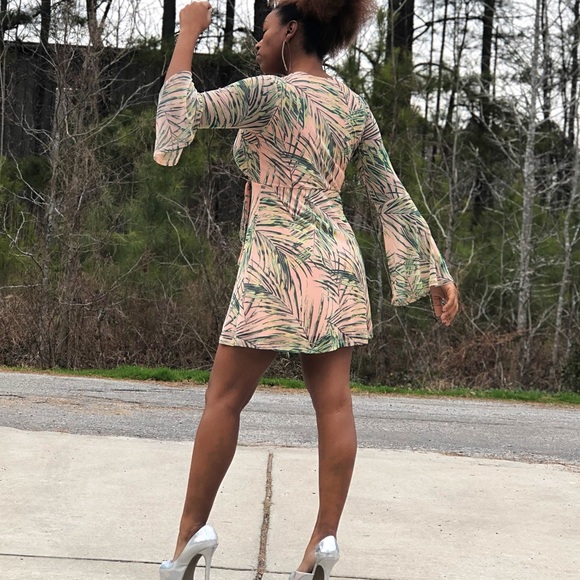 Mindset Tropics Dress - Picture 2 of 2